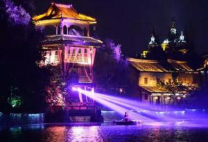 【重磅】今晚，國際光影藝術節(jié)點燈儀式在天鵝湖濕地公園舉行！